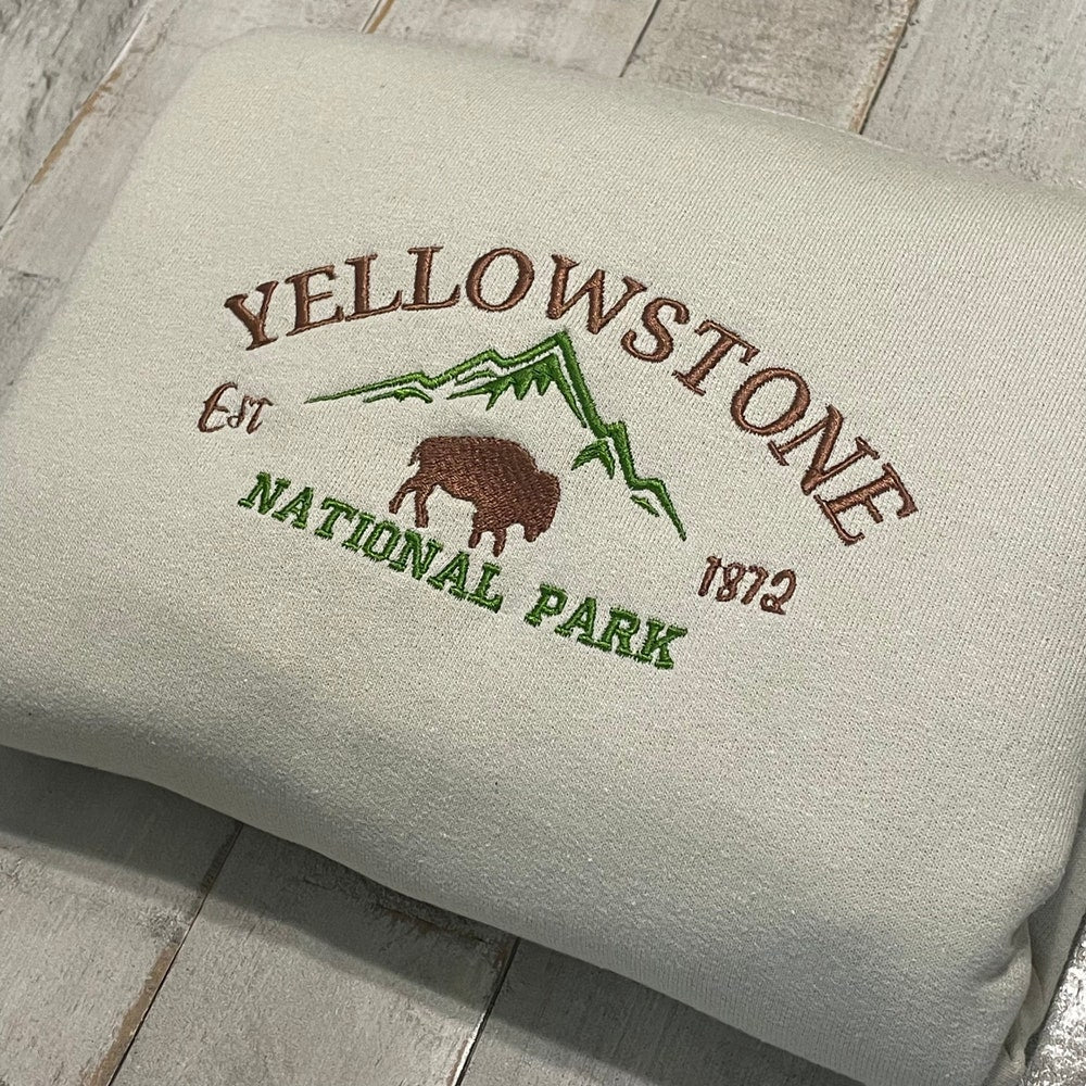 Yellowstone Embroidered Sweatshirt 2