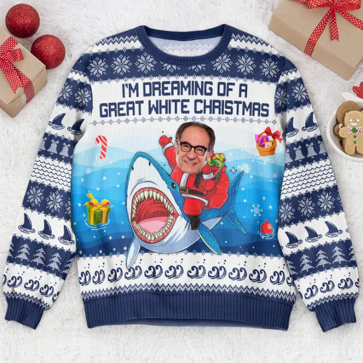 Custom Photo I'm Dreaming Of A Great White - Christmas Gift For Family, Friends - Personalized Ugly Sweatshirt