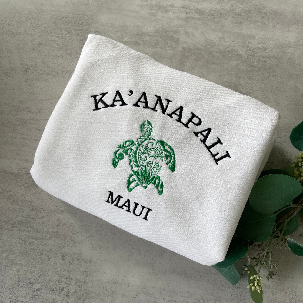 Embroidered Ka'Anapali Maui Sweatshirt, Maui Hoodie, Crewneck Sweatshirt, Graphic Sweatshirt, Maui Sweatshirt, Aesthetic Sweatshirt