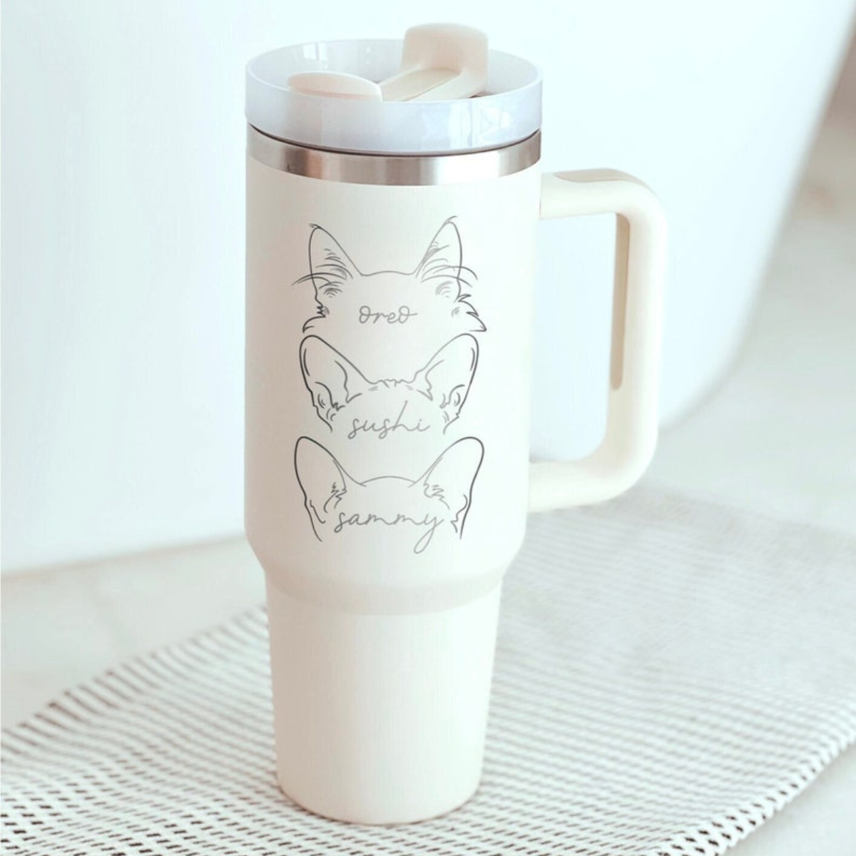 Custom Cat Ears 40oz Tumbler with Handle - Unique Pet Owner Gift, Personalized Cat Lover Cup, Cute Cat Name Engraved Gift, Mom Mother's Day