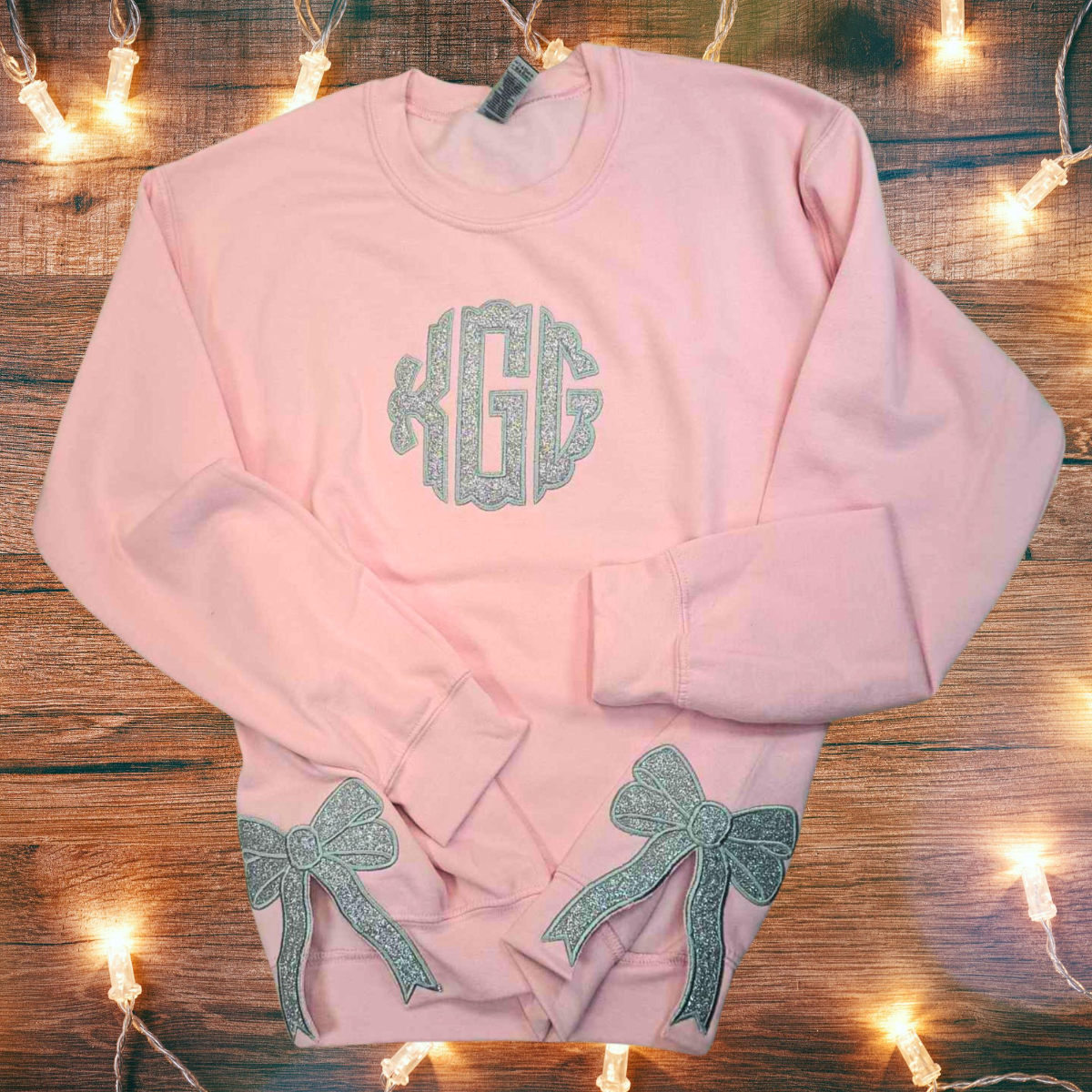 Custom Monogram Sweatshirt With Trendy Side Bow and Glitter, Gifts Coquette Bow, Side Slit Sweater, Side Bow Sweater Personalized, Bow Gifts