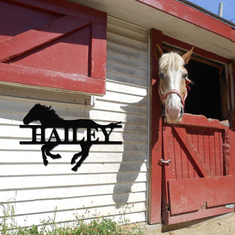 Custom Horse Name Plate Horse Name Plaque Personalized Stable Name Plaque Custom Horse Stall Metal Sign for Farm Barn Sign Ranch Metal Sign