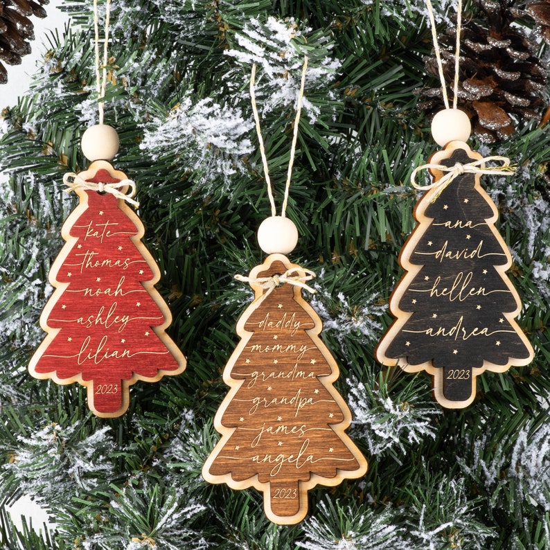 Family Christmas Ornament, Christmas Tree Ornament with Family Names, Christmas Tree Name Ornament, Personalized Family Name Ornament