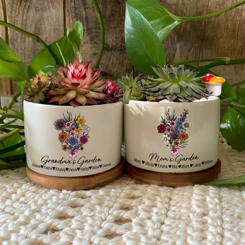 Custom Birth Flower Plant Pot Gift for Mom, Personalized Gift for Her, Birth Flower Bouquet Pot, Mothers Day Gifts, Grandma Gardening Gifts